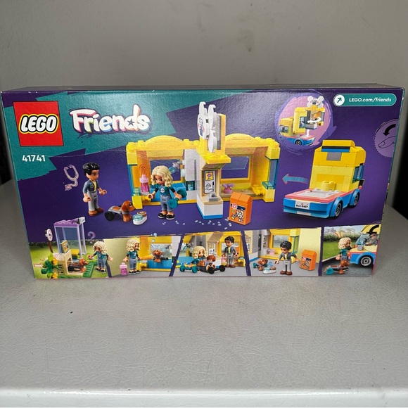 NISB! Lego 41741 Friends Dog Rescue Van Building Toy - RETIRED SET - Picture 5 of 9